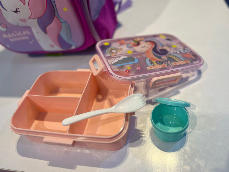 کوله یونیکورن (اسب تک شاخ)🦄