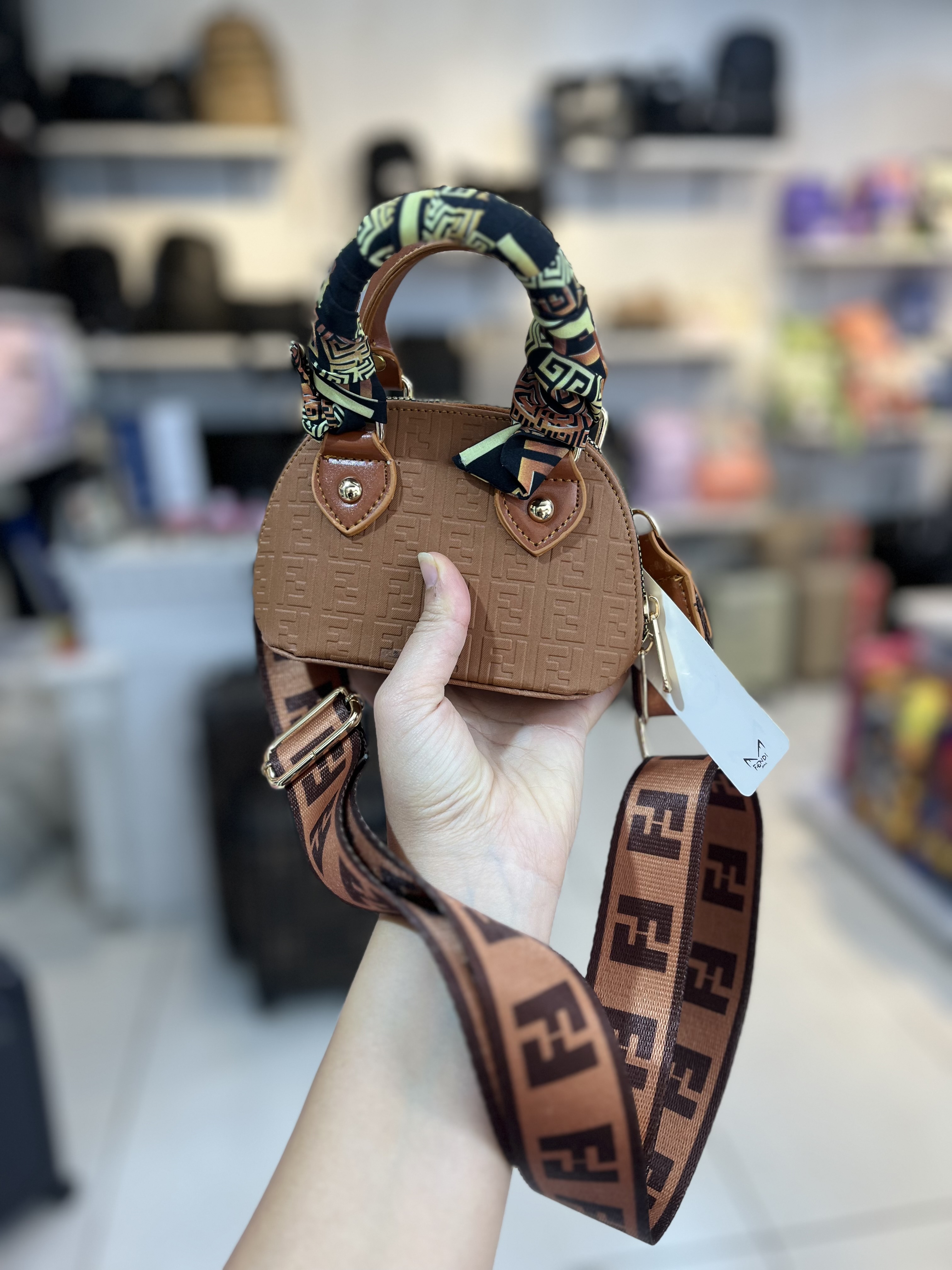کیف دوشی  مینی زنانه اجری